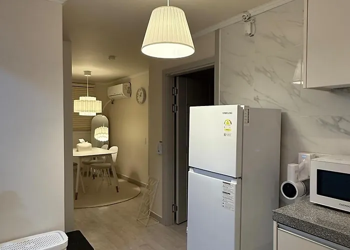 Cozy Private Near Yeongdeungpo-gu Office Station