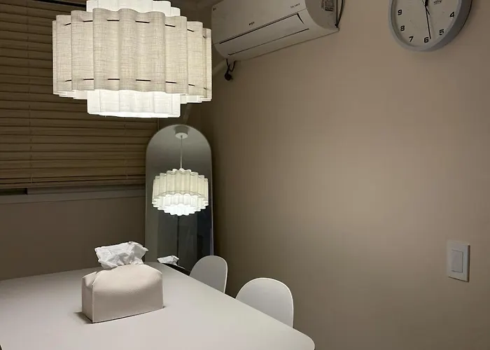 Apartment Cozy Private Near Yeongdeungpo-gu Office Station