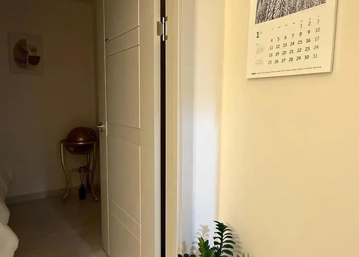 Cozy Private Near Yeongdeungpo-gu Office Station Apartment *