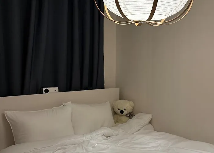 Cozy Private Near Yeongdeungpo-gu Office Station Apartment *