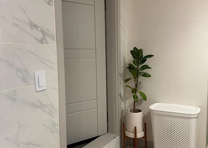 Cozy Private Near Yeongdeungpo-gu Office Station Apartment Seoul